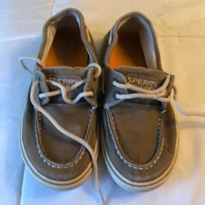 Boys size 13.5 sperry sliders
